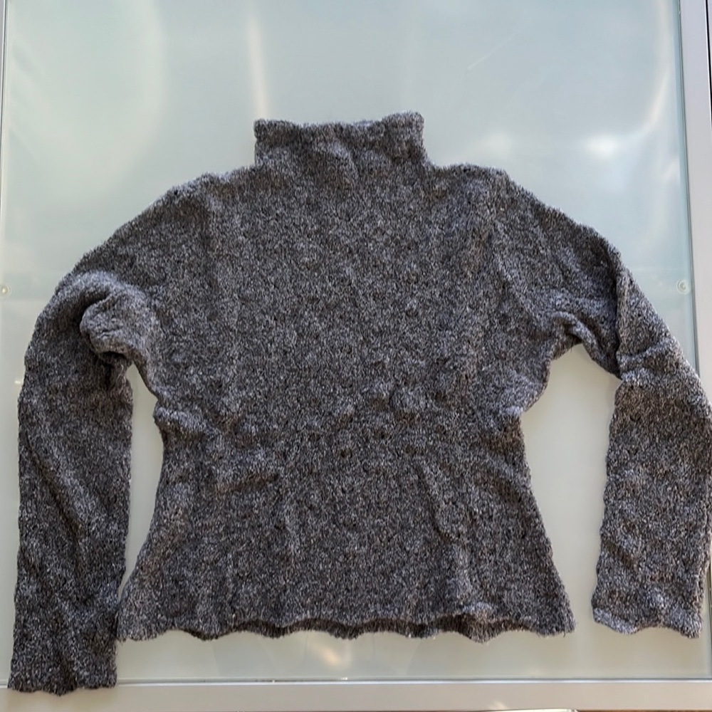 Emanuel by Emanuel Ungaro gray mock turtleneck